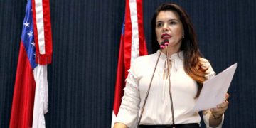 Deputada Alessandra Campêlo propõe reposição salarial para servidores públicos do Amazonas