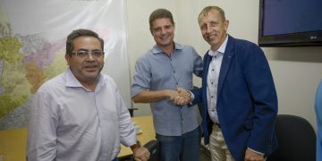 Em Manaus, Marcos Rotta se reúne com representantes do Banco Mundial