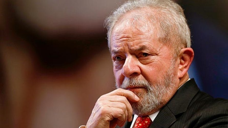 Você está visualizando atualmente Impasse sobre local onde Lula será preso