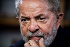 Lula preso (no dia 26)