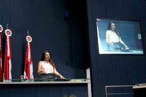 Read more about the article Alessandra Campêlo pede providências para Conselho Tutelar de Manacapuru
