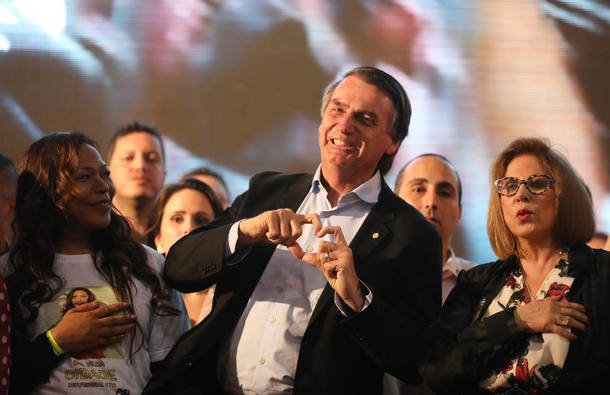 Você está visualizando atualmente Bolsonaro lidera nas redes, Amoedo é o que mais cresce
