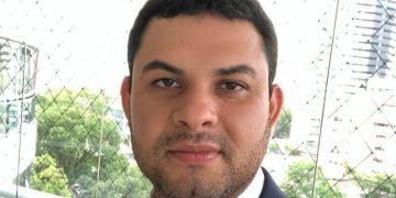 Deputado estadual eleito Saullo Vianna (PPS) deixa prisão