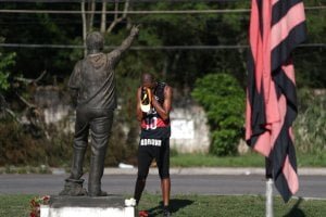 Read more about the article Flamengo se recusa a fechar centro de treinamento onde 10 morreram