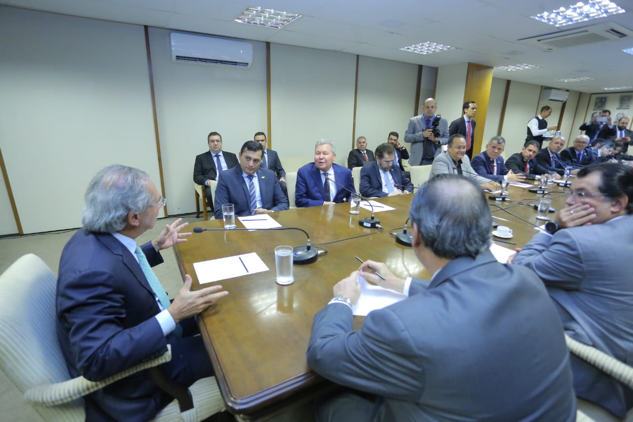 Você está visualizando atualmente Governador Wilson Lima em reunião com Paulo Guedes, defende ZFM e liberação de R$ 300 milhões da Suframa