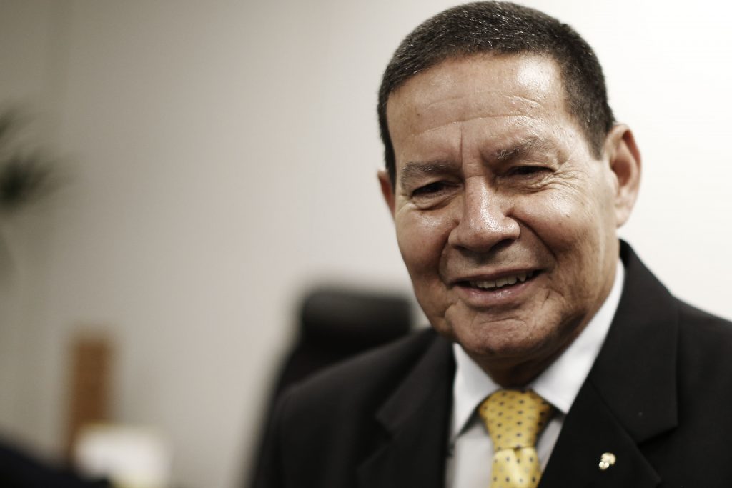 Você está visualizando atualmente Vice-presidente General Mourão fará palestra em Manaus dia 29