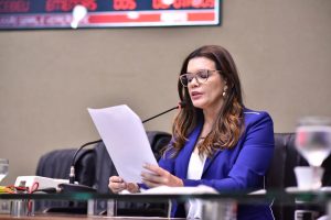 Read more about the article Deputada Alessandra Campêlo é a nova presidente da Secretaria da Mulher da Unale, em Brasília