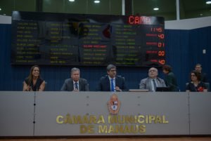 Read more about the article Câmara Municipal vai gastar R$ 630 mil em novo painel eletrônico que não tem data para funcionamento