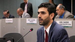 Read more about the article Vereador defende rompimento unilateral da Prefeitura de Manaus com empresas de transporte público