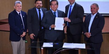 Frente Parlamentar para criação de polo tecnológico em Manaus tem adesão de Cônsul honorário de El Salvador 