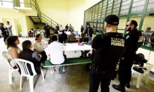 Read more about the article Agentes da Força-Tarefa da Intervenção Penitenciária deixam o Amazonas