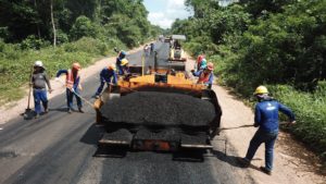 Read more about the article Secretaria de Infraestrutura intensifica obras de 48 municípios do Amazonas