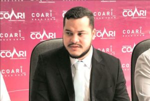 Read more about the article Câmara de Coari arquiva pedido de cassação de Adail filho e aprova licença de 15 dias em Manaus