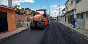 Prefeitura de Manaus anuncia pacote de tapa-buracos no valor de R$ 100 milhões