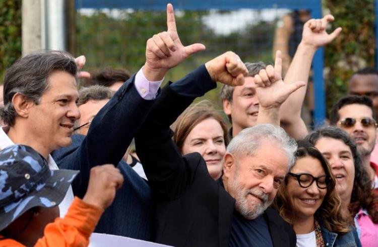 Você está visualizando atualmente PT faz congresso com Lula solto e vai discutir 2020 e oposição a Bolsonaro