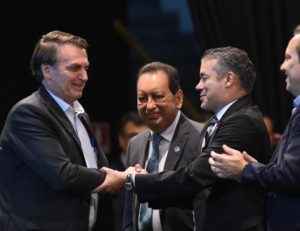 Leia mais sobre o artigo Bolsonaro para Josué Neto: ‘Não desista de ser candidato’