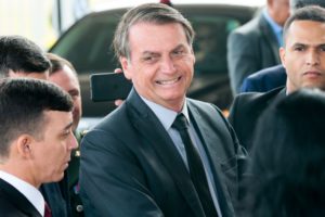 Leia mais sobre o artigo Bolsonaro dispara ‘Nenhum ministro fará parte de novo partido’