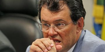 STF lança prazo para que PGR apresente denúncia contra Eduardo Braga