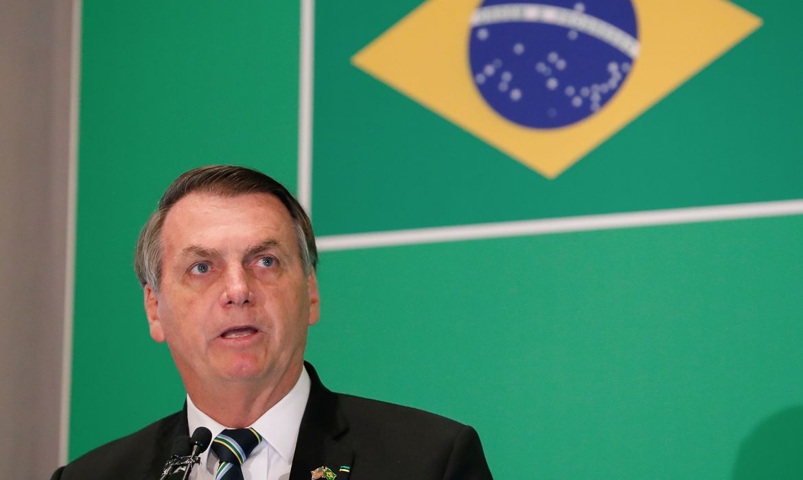 Você está visualizando atualmente Chefe da Comunicação do governo Bolsonaro testa positivo para coronavírus