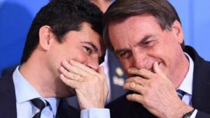 Leia mais sobre o artigo Moro quer incluir fake news no combo anti-Bolsonaro 