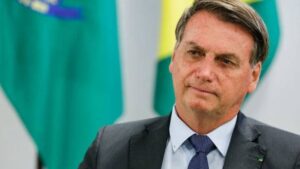 Leia mais sobre o artigo Para 64%, Bolsonaro sabia onde estava escondido Queiroz