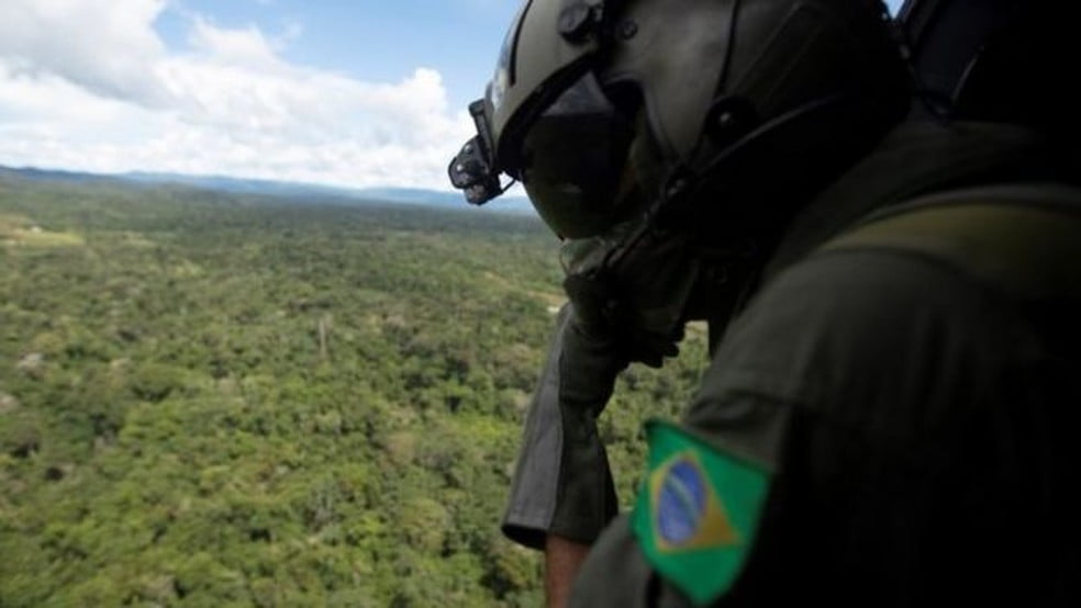 Você está visualizando atualmente Governo Federal prorroga até novembro presença das Forças Armadas na Amazônia Legal