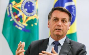 Bolsonaro sobre projeto das fake news: ‘Acho que não vai vingar’