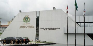 Servidores ativos e inativos da Assembleia Legislativa do AM terão reajuste salarial de 3,92%