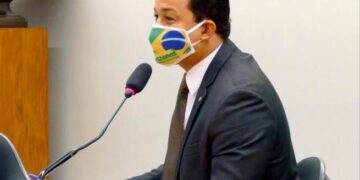 “AM será incluído na lista de prioridades”, afirma deputado Pablo sobre acompanhamento de produção da vacina do Covid-19 no Brasil