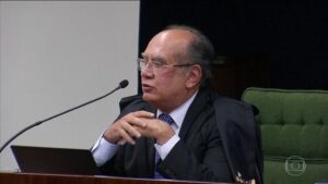 Read more about the article Gilmar Mendes vota para rejeitar ação de partidos contra regra de prestação de contas