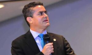 Read more about the article Em nota David Almeida nega corrupção em sua gestão tampão