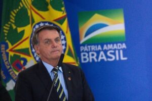 Read more about the article Bolsonaro faz discurso nacional