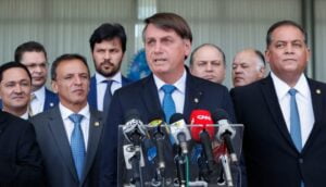 Leia mais sobre o artigo Bolsonaro afirma que líderes devem sugerir alternativas a teto fiscal