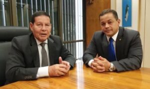 Leia mais sobre o artigo Corte no IPI de refrigerantes é tema de reunião entre vice-presidente Mourão e deputado Pablo