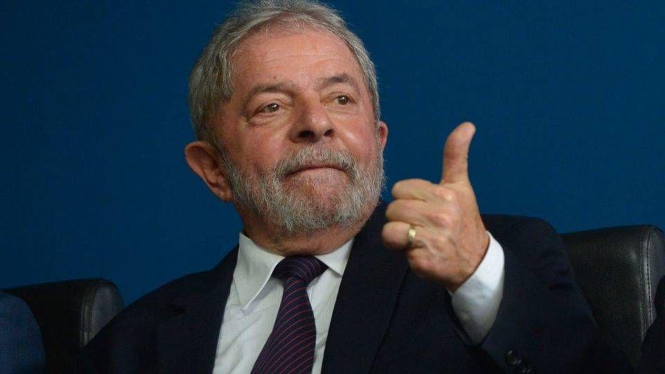 Você está visualizando atualmente STF atrasa processo de Lula na Lava Jato
