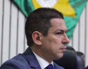 Ramos critica Carlos Almeida e dispara: ‘Precisa aprender a prestar conta de seus atos’