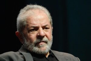 Read more about the article Justiça arquiva inquérito sobre palestras e desbloqueia bens de Lula