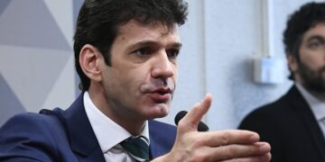 Bolsonaro demite ministro do Turismo Marcelo Álvaro Antônio