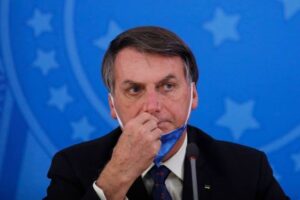 Read more about the article ‘Bolsonaro perdeu a guerra da vacina’