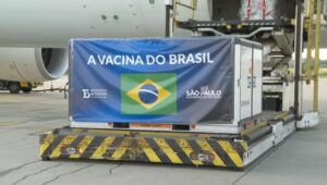 Leia mais sobre o artigo Covid-19 | 600 litros da vacina Coronavac chegam a São Paulo