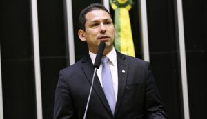 Read more about the article Marcelo Ramos discutirá orçamento da BR-319 com parlamentares da Amazônia
