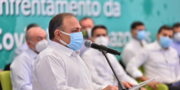 Pazuello é contra pedido de reposição salarial de profissionais da saúde em momento de pandemia