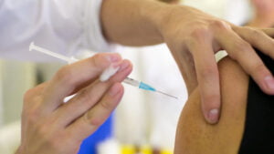 Read more about the article Ministério da Saúde dá detalhes de como será a vacinação contra a Covid-19