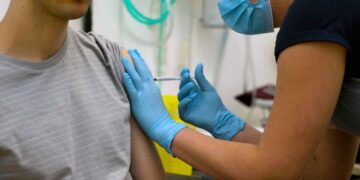 Advogados englobam lista de “fura fila” que receberam a vacina contra Covid-19