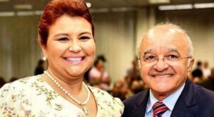 Read more about the article Edilene Oliveira, esposa do ex-governador José Melo tem tornozeleira suspensa