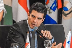 Read more about the article PF quer indiciar governador do Pará por fraudes em compra de respiradores