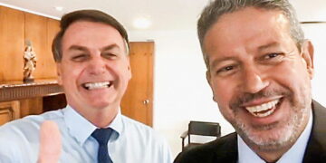 Bolsonaro se reúne com Lira antes de votação de prisão de Daniel Silveira