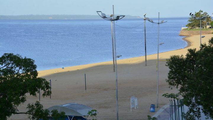 Você está visualizando atualmente Praia da Ponta Negra tem interdição prorrogada até 15 de março