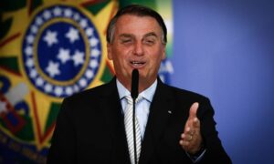 Read more about the article Ministros tentam acalmar ânimos de Bolsonaro  