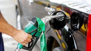 Leia mais sobre o artigo Petrobras aumenta preço de gasolina e diesel a partir desta sexta-feira